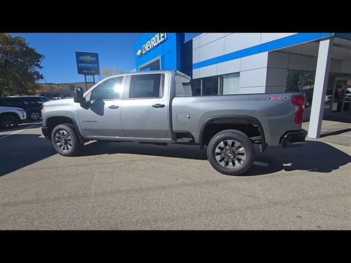 2025 Chevrolet Silverado 2500 Custom