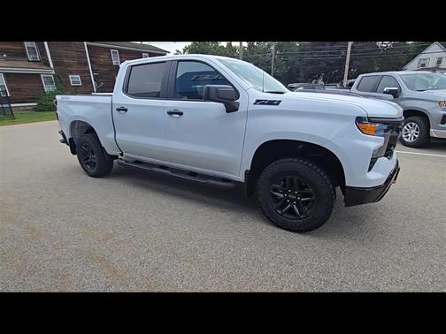 Summit White 2026 Chevrolet Silverado 1500 Custom Trail Boss