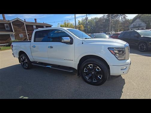 2021 Nissan Titan Platinum Reserve
