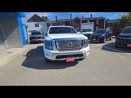 2021 Nissan Titan Platinum Reserve