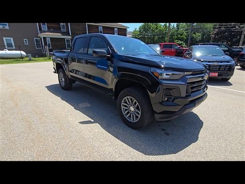 2025 Chevrolet Colorado LT