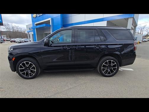 2022 Chevrolet Tahoe 4WD RST