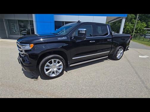 Black 2025 Chevrolet Silverado 1500 High Country