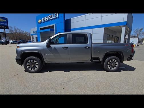 2025 Chevrolet Silverado 2500 Custom