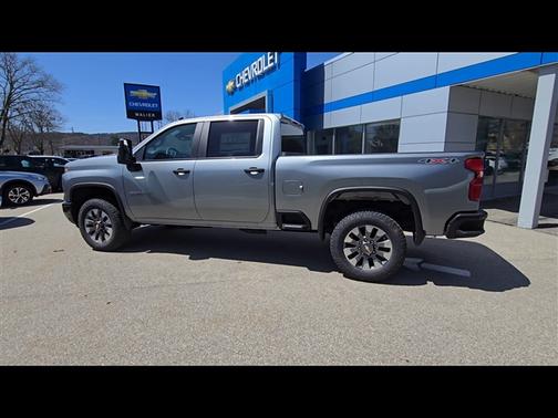 2025 Chevrolet Silverado 2500 Custom