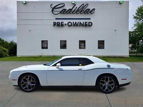 2015 Dodge Challenger SXT