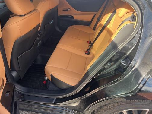 2025 Lexus ES 350 350