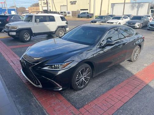 2025 Lexus ES 350 350