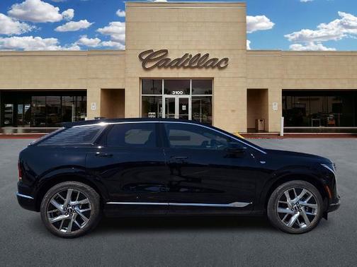 2025 Cadillac OPTIQ Luxury