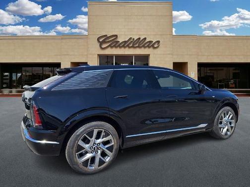 2025 Cadillac OPTIQ Luxury