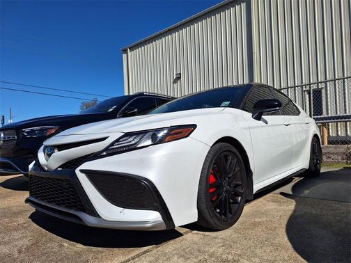 2021 Toyota Camry XSE V6