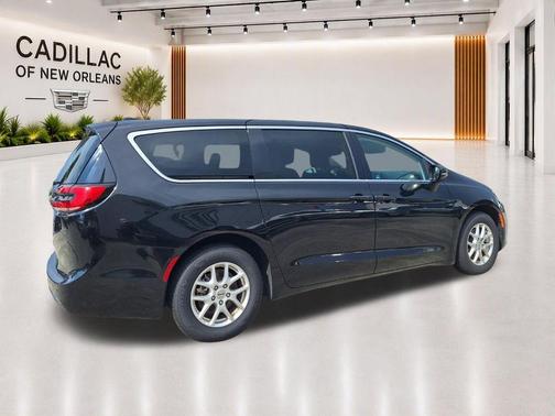 Diamond Black 2024 Chrysler Pacifica Touring-L