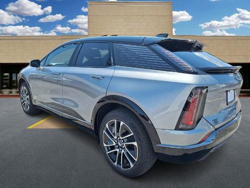 2025 Cadillac OPTIQ Sport