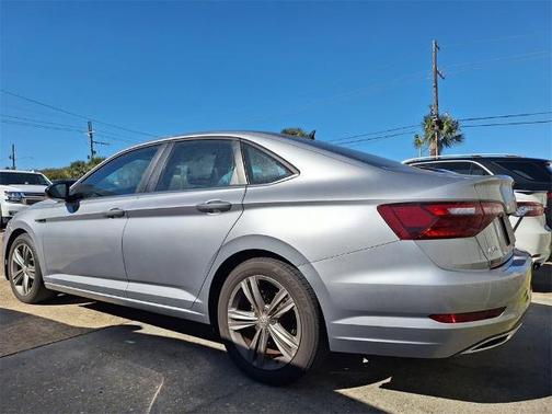2021 Volkswagen Jetta 1.4T R-Line