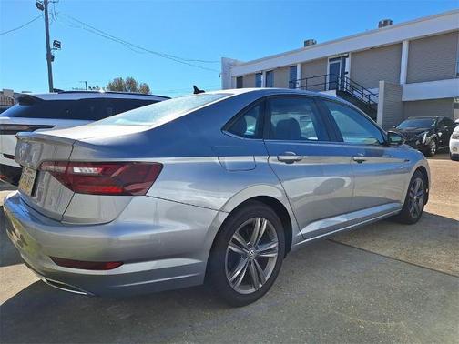 2021 Volkswagen Jetta 1.4T R-Line