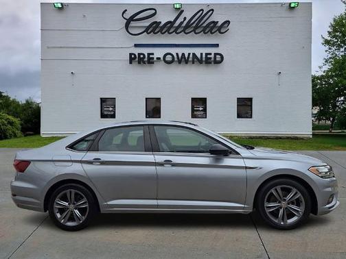 2021 Volkswagen Jetta 1.4T R-Line