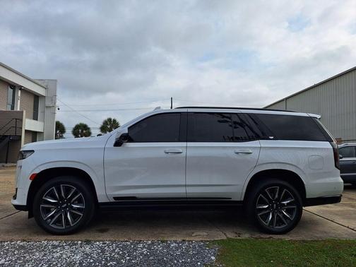 Crystal White Tri-Coat 2023 Cadillac Escalade Sport Platinum