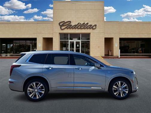 2024 Cadillac XT6 Premium Luxury FWD