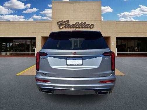 2024 Cadillac XT6 Premium Luxury FWD