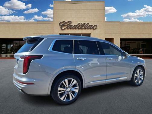 2024 Cadillac XT6 Premium Luxury FWD