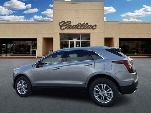 2026 Cadillac XT5 Luxury