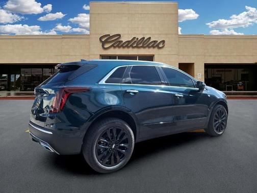 Emerald 2026 Cadillac XT5 Premium Luxury