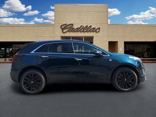Emerald 2026 Cadillac XT5 Premium Luxury