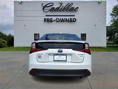 2021 Toyota Prius XLE
