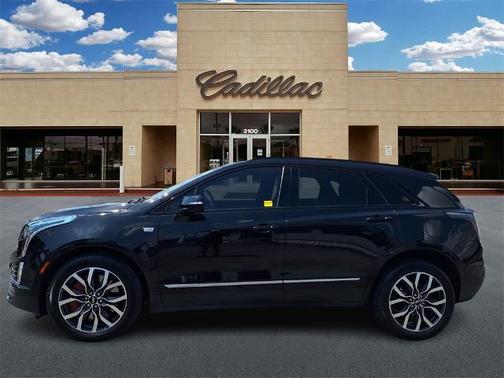 2022 Cadillac XT5 Sport