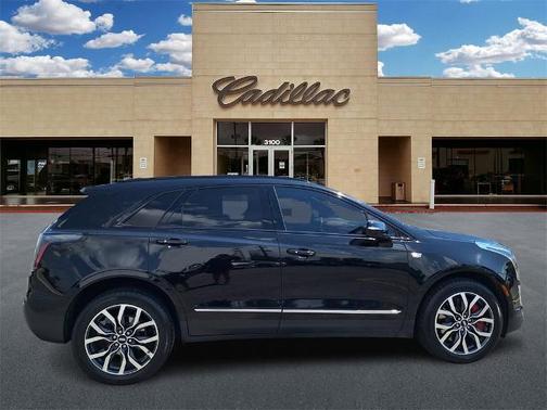 2022 Cadillac XT5 Sport