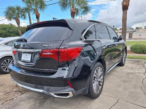 2017 Acura MDX 3.5L w/Technology Package