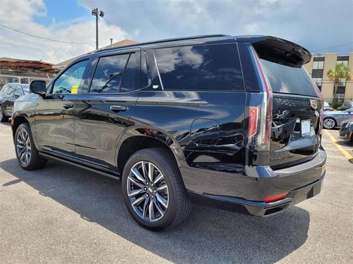 Photo 5 of 36 of 2022 Cadillac Escalade Sport