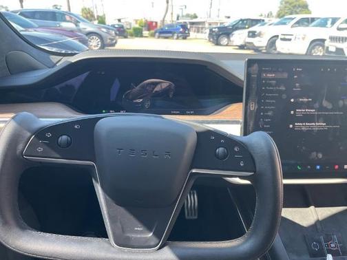 2022 Tesla Model S Base