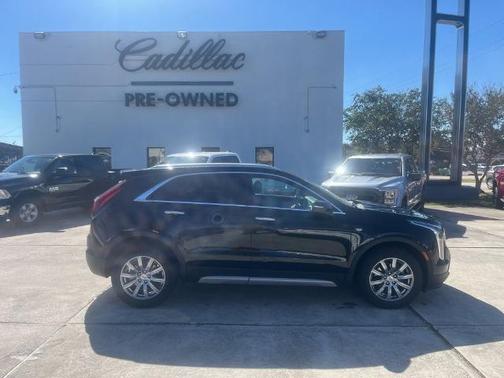 2023 Cadillac XT4 Premium Luxury