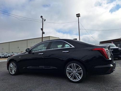 2024 Cadillac CT4 Premium Luxury