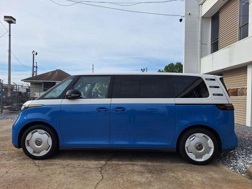 Cabana Blue Metallic - Candy White 2025 Volkswagen ID. Buzz 1st Edition