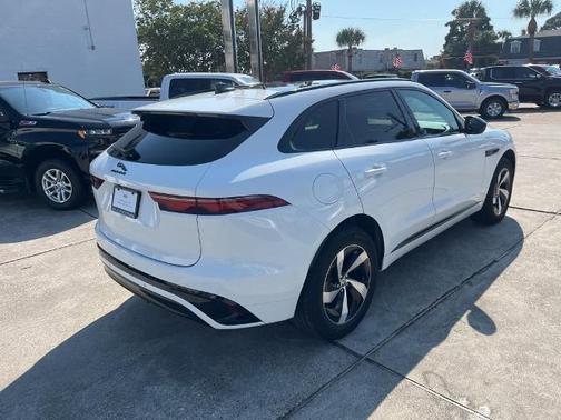 2024 Jaguar F-PACE P250 R-Dynamic S