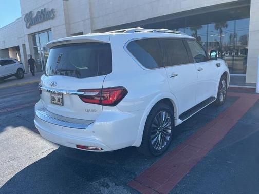 2018 INFINITI QX80 Base