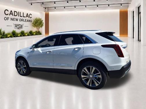 Crystal White Tri-Coat 2026 Cadillac XT5 Premium Luxury