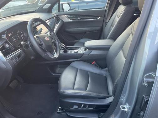 2024 Cadillac XT6 Premium Luxury FWD