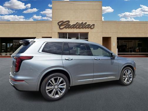 2024 Cadillac XT6 Premium Luxury FWD