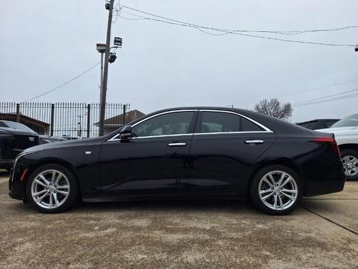 2023 Cadillac CT4 Luxury