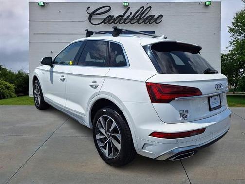 2023 Audi Q5 45 S line quattro Premium