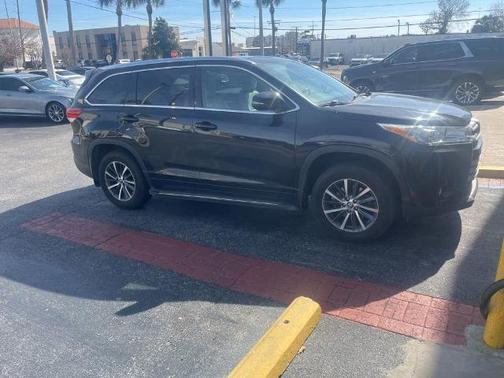 2018 Toyota Highlander 