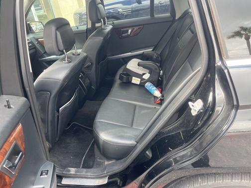 Black 2010 Mercedes-Benz GLK-Class GLK 350