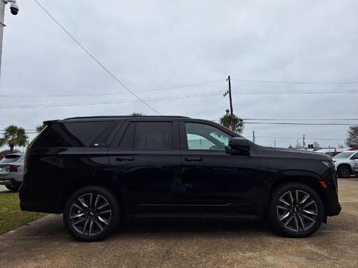 2023 Cadillac Escalade Sport