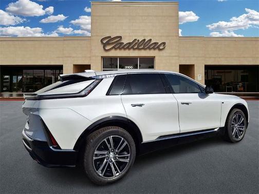 2025 Cadillac LYRIQ Luxury