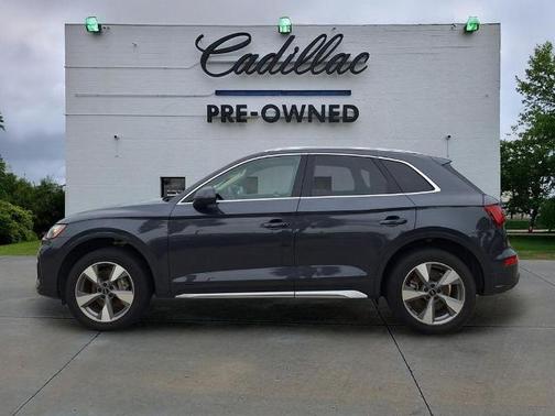 Manhattan Gray Metallic 2023 Audi Q5 40 Premium Plus