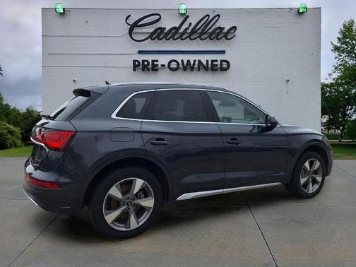 Manhattan Gray Metallic 2023 Audi Q5 40 Premium Plus