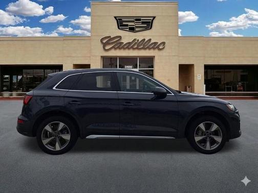 Manhattan Gray Metallic 2023 Audi Q5 40 Premium Plus